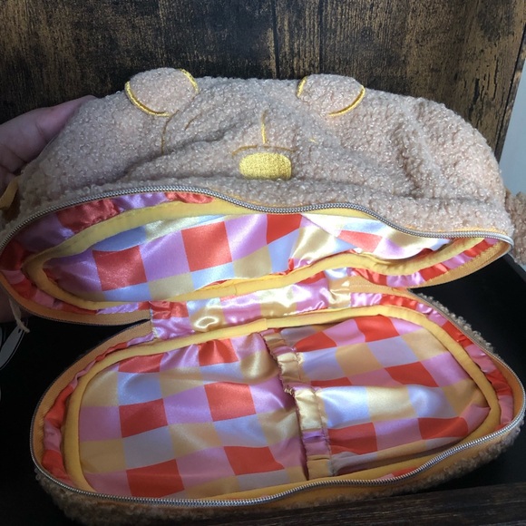 RARE Spectrum x Winnie The Pooh Makeup Bag, Brush Set, Brush & Blending Sponges - Picture 5 of 16